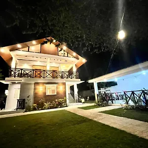  Guest house The Farmhouse Beach