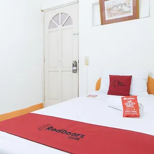 2* Hotel Reddoorz @ Malibu Bf International Pinas